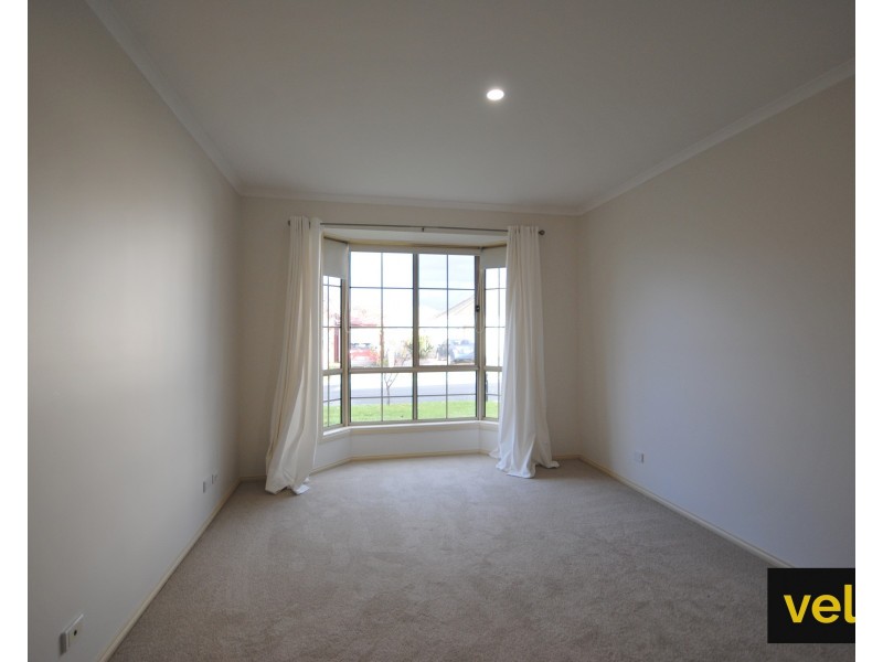 15A Heron Walk, Mawson Lakes SA 5095