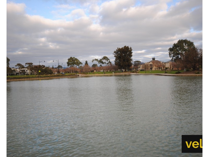 15A Heron Walk, Mawson Lakes SA 5095