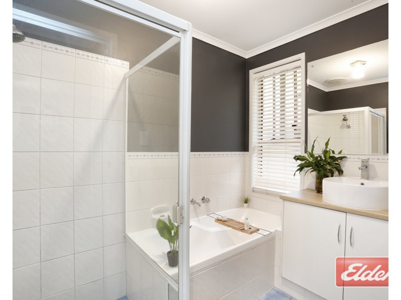2 Keane Court, Evanston Park SA 5116