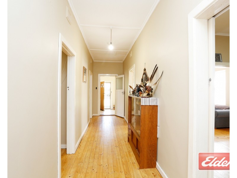 16 Davies Street, Willaston SA 5118