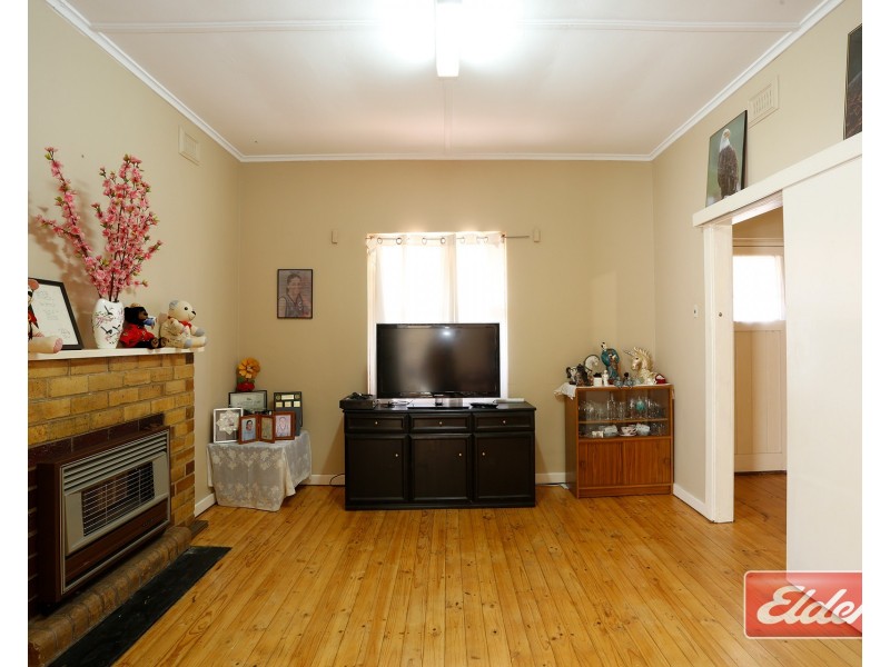 16 Davies Street, Willaston SA 5118