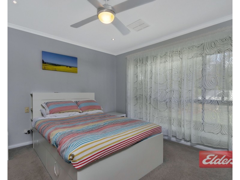 3 Smart Court, Evanston Park SA 5116