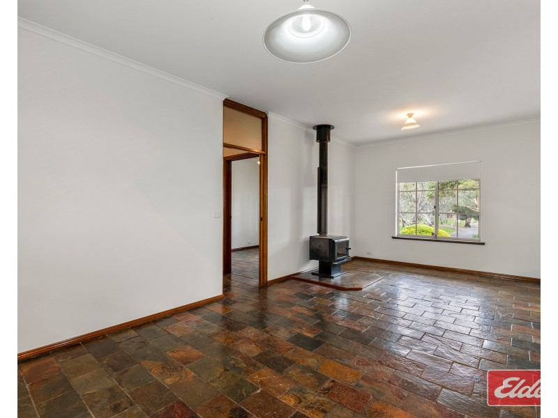 19 Church Street, Williamstown SA 5351