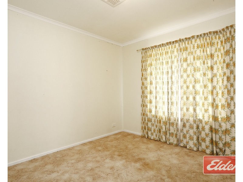 16 Queen Street, Willaston SA 5118