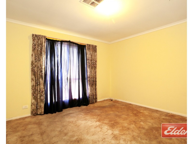 16 Queen Street, Willaston SA 5118