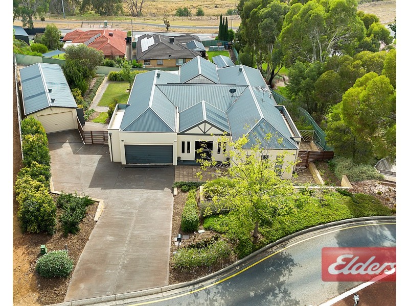 18 Burke Parade, Hewett SA 5118