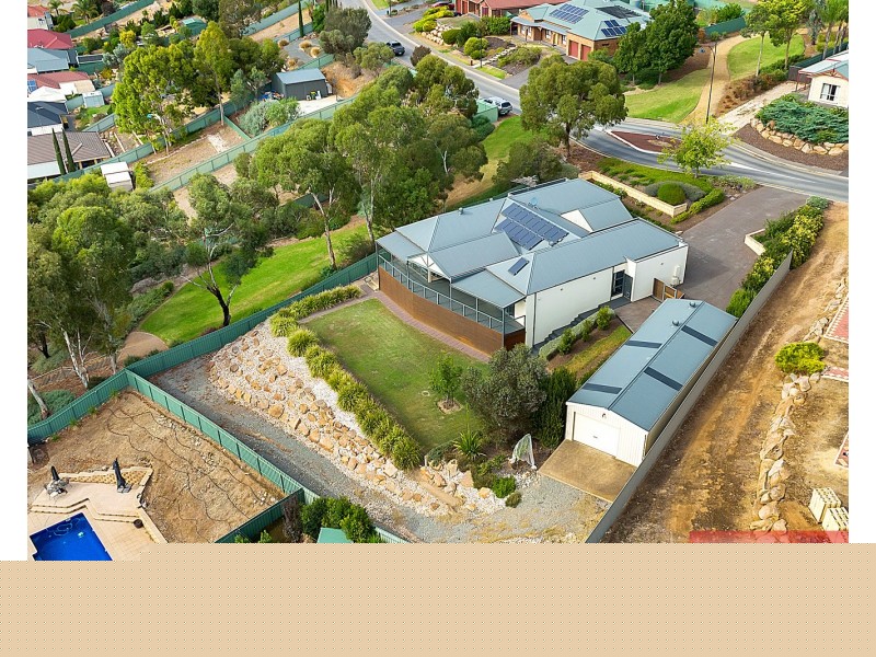 18 Burke Parade, Hewett SA 5118