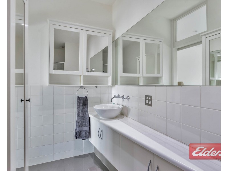 18 Burke Parade, Hewett SA 5118