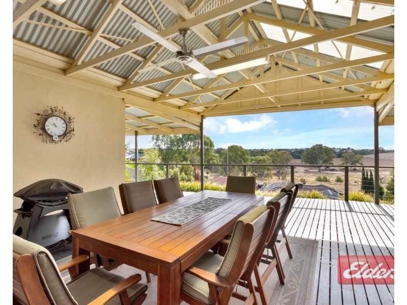 18 Burke Parade, Hewett SA 5118