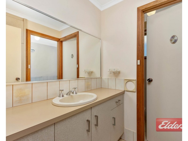 15 Ronda Avenue, Roseworthy SA 5371