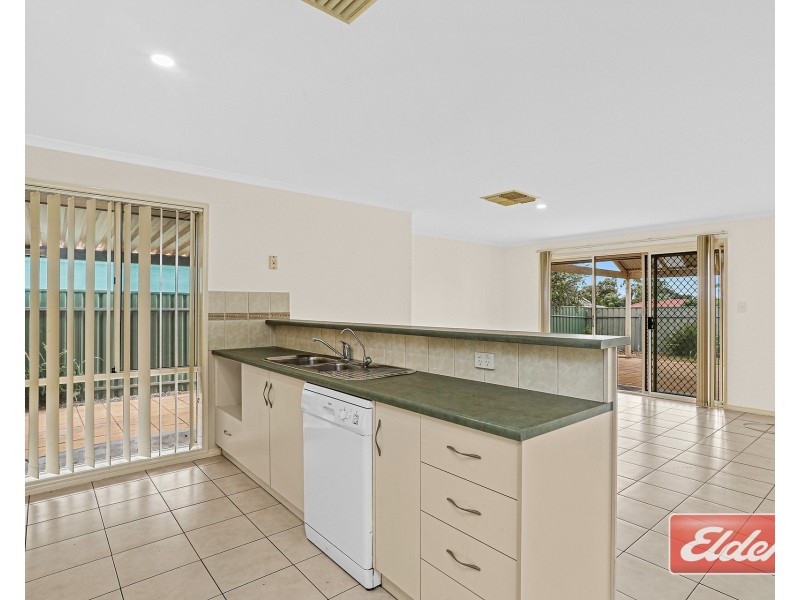 4 Potts Road, Evanston Park SA 5116