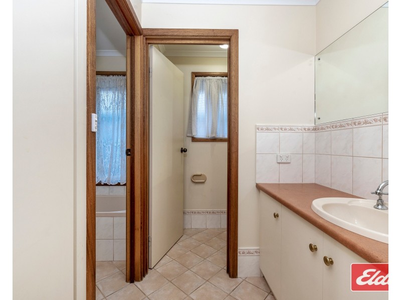 17 Gleeson Grove, Evanston Park SA 5116