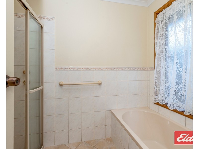 17 Gleeson Grove, Evanston Park SA 5116