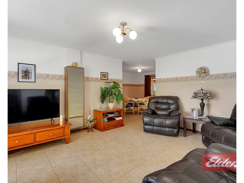8 Ames Drive, Evanston Park SA 5116