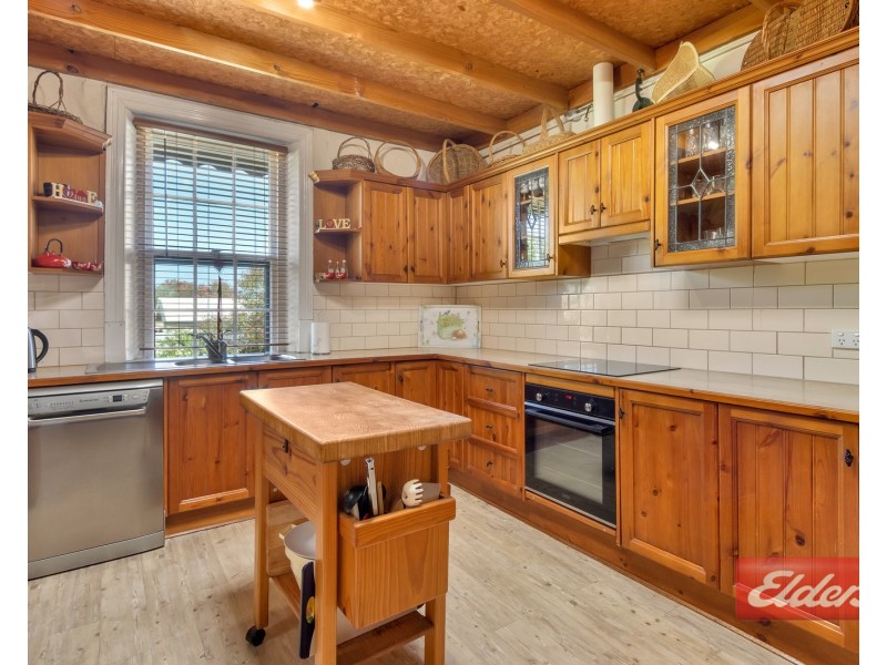 24 Lyndoch Road, Gawler East SA 5118