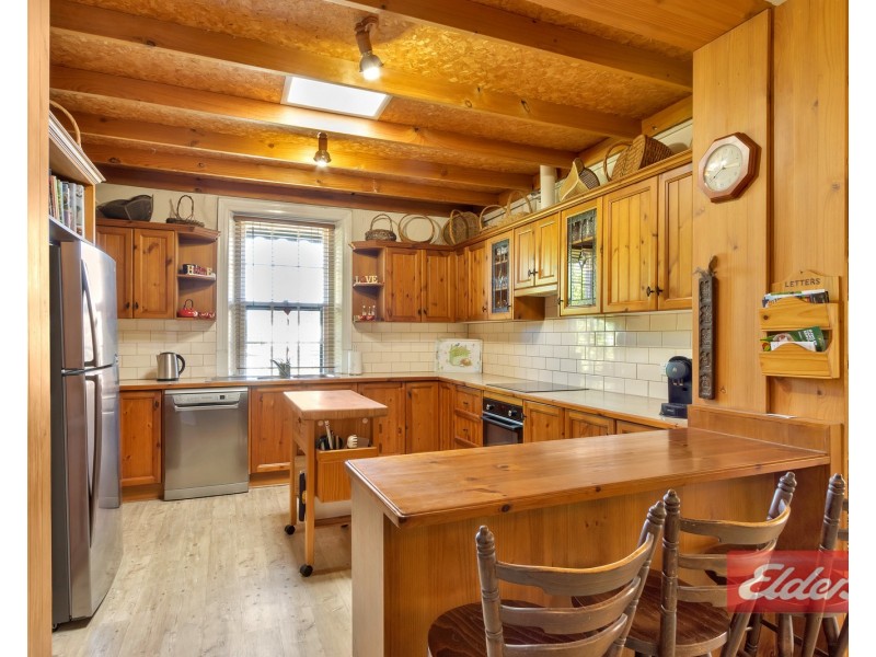 24 Lyndoch Road, Gawler East SA 5118