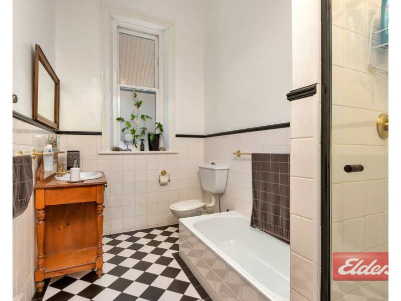 24 Lyndoch Road, Gawler East SA 5118