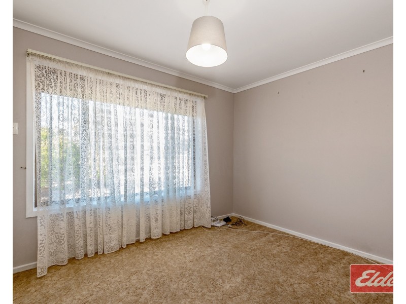 6 Barber Street, Willaston SA 5118