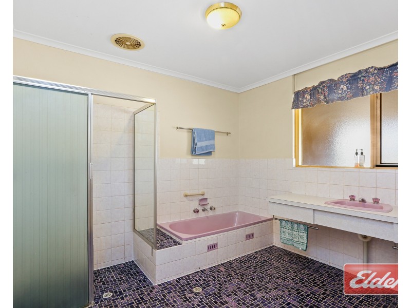 15 Cockshell Drive, Gawler East SA 5118