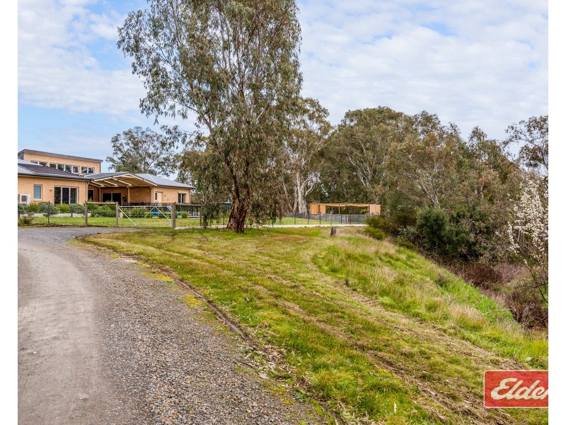 52 Wild Street, Williamstown SA 5351