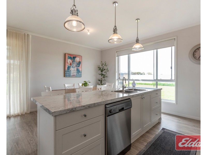 7 Dorothy Close, Wasleys SA 5400