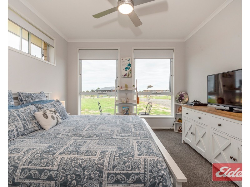 7 Dorothy Close, Wasleys SA 5400