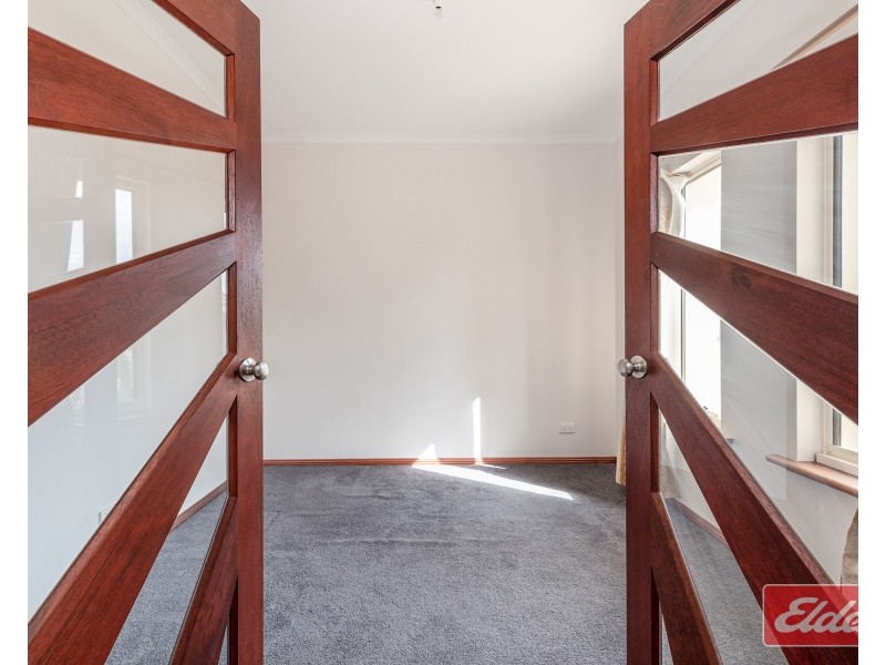 14 Sears Road, Evanston Gardens SA 5116