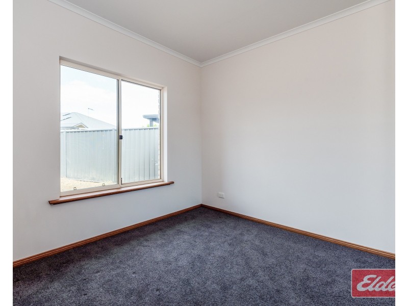 14 Sears Road, Evanston Gardens SA 5116