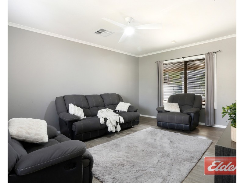2 Barber Street, Willaston SA 5118
