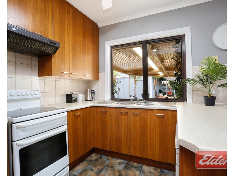 2 Barber Street, Willaston SA 5118