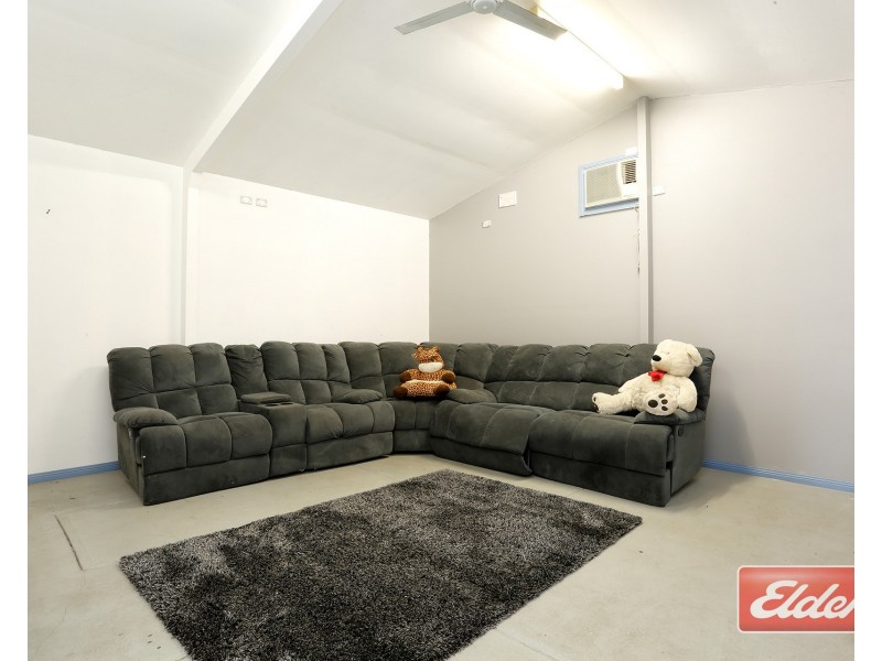 2 Barber Street, Willaston SA 5118