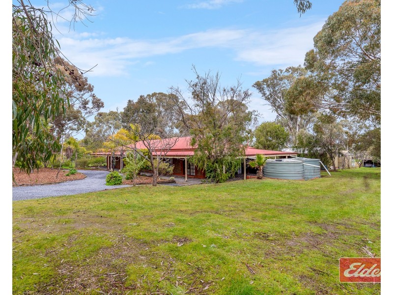 40 Austin Crescent, Cockatoo Valley SA 5351