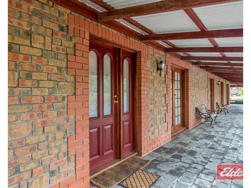 40 Austin Crescent, Cockatoo Valley SA 5351