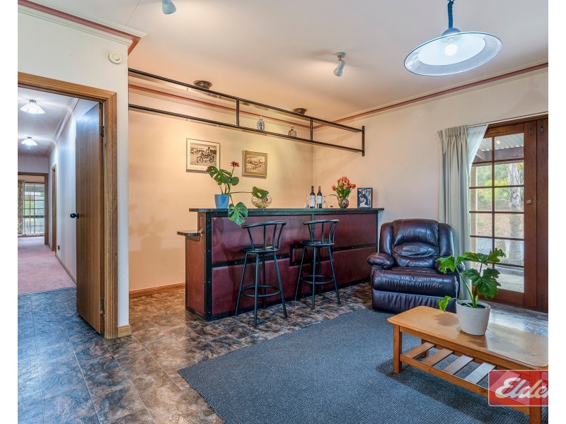 40 Austin Crescent, Cockatoo Valley SA 5351