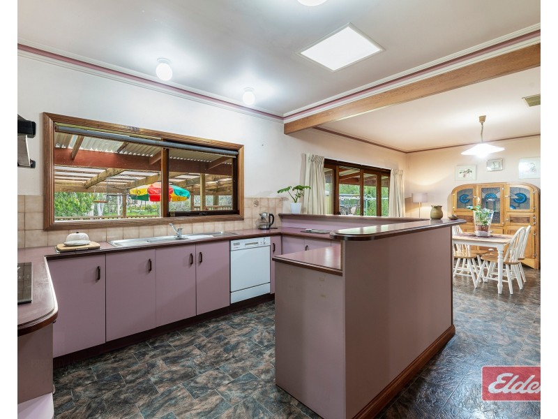 40 Austin Crescent, Cockatoo Valley SA 5351