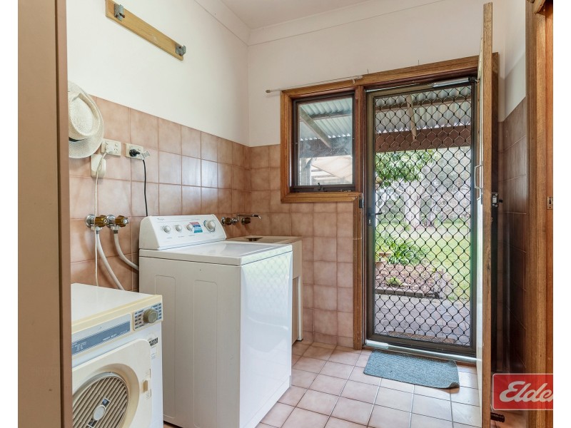 40 Austin Crescent, Cockatoo Valley SA 5351