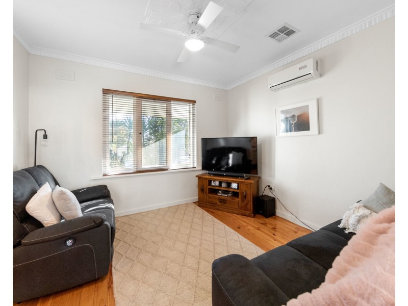 6 Barker Street, Willaston SA 5118