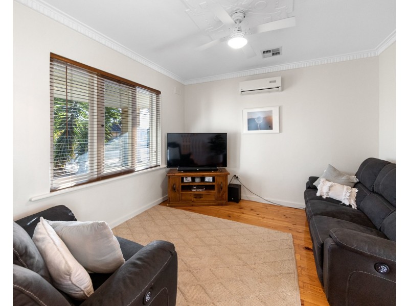 6 Barker Street, Willaston SA 5118