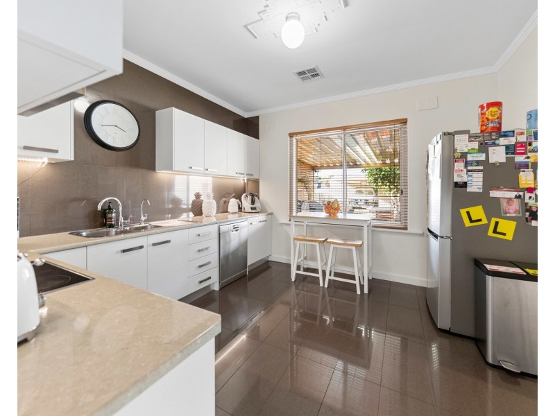 6 Barker Street, Willaston SA 5118