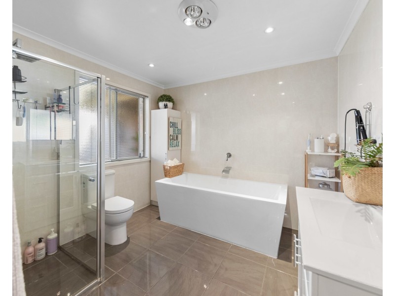 6 Barker Street, Willaston SA 5118
