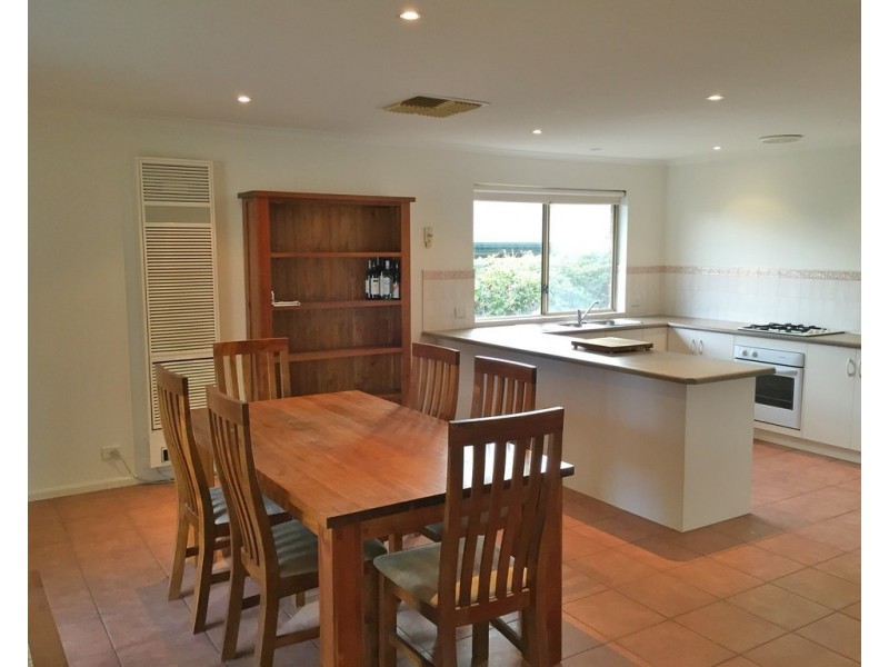 16 Thiele Crescent, Evanston Park SA 5116