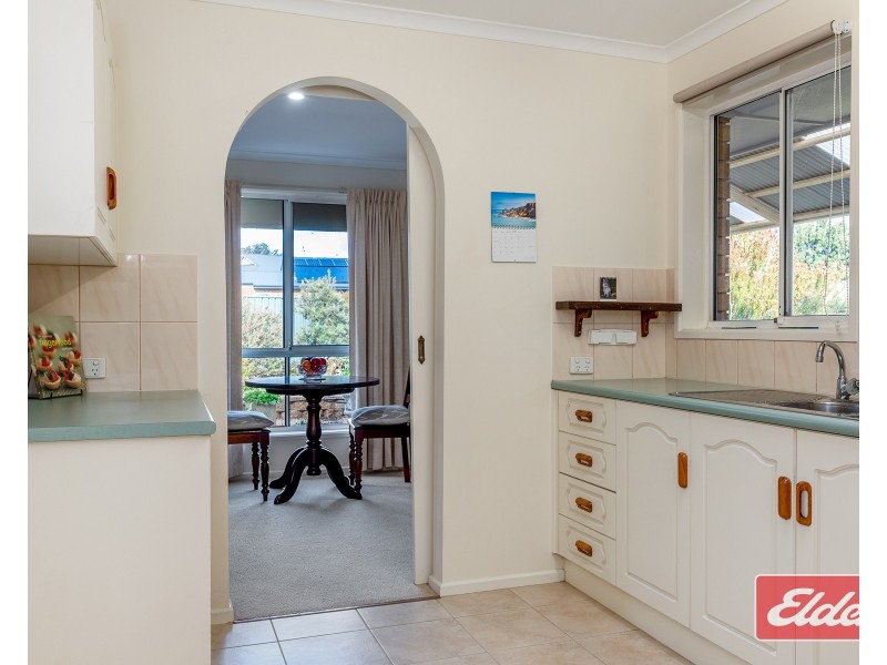 8 Charles Fry Court, Williamstown SA 5351