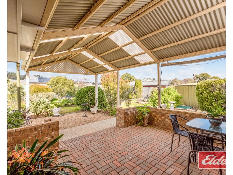 8 Charles Fry Court, Williamstown SA 5351