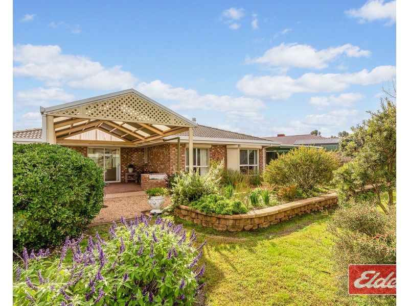8 Charles Fry Court, Williamstown SA 5351