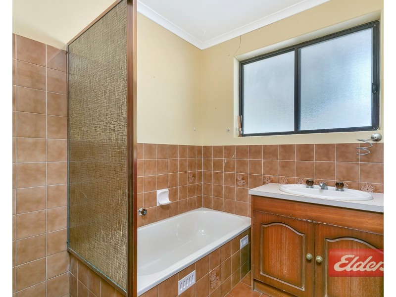 22 Spring Road, Evanston Park SA 5116