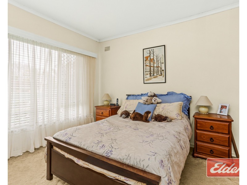 19 Honeysuckle Drive, Hope Valley SA 5090