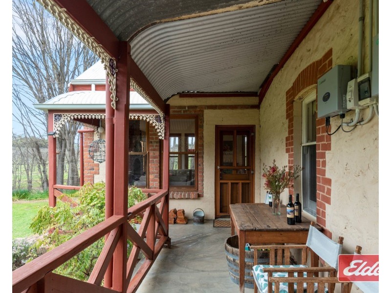 16 Miamba Road, Williamstown SA 5351