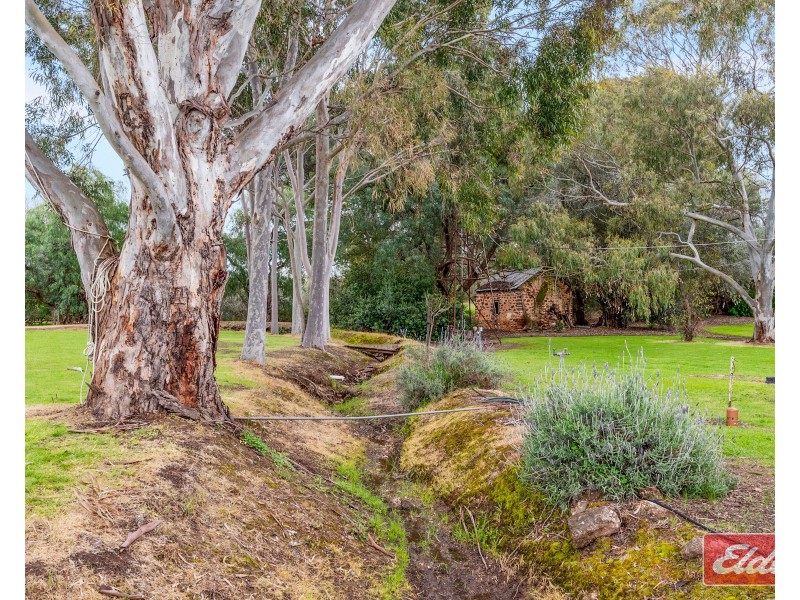 16 Miamba Road, Williamstown SA 5351