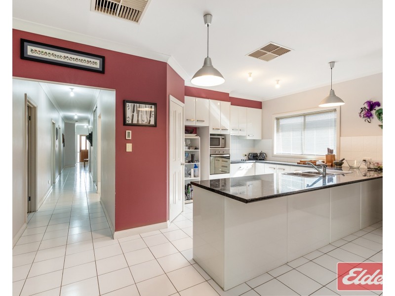24 Potts Road, Evanston Park SA 5116