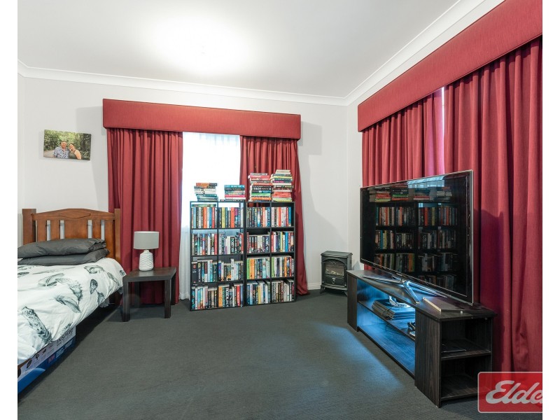 24 Potts Road, Evanston Park SA 5116